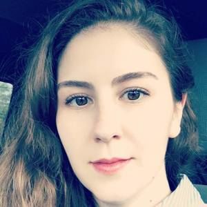 Meet your Posher, Whitney